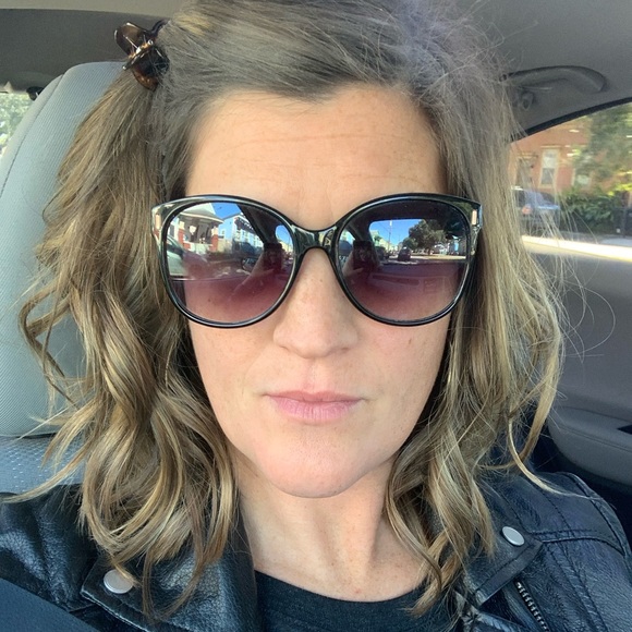 Meet your Posher, Leah - Picture 7 of 9